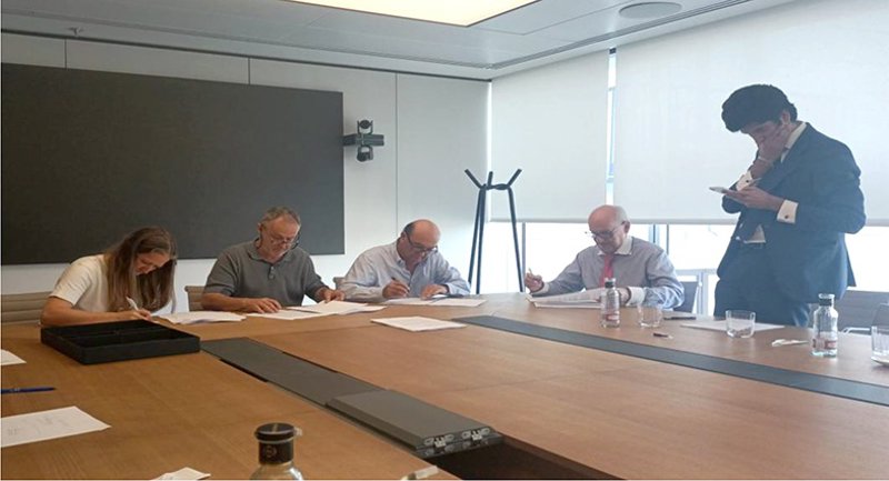Sindicatos firman el convenio estatal de estaciones de servicio | UGT FICA ep sindicatos firman el convenio estatal de estaciones de servicio