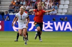 ep alexia putellas ante julie ertz en el espana-estados unidos del mundial de francia 2019