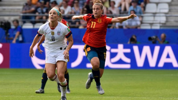 ep alexia putellas ante julie ertz en el espana-estados unidos del mundial de francia 2019