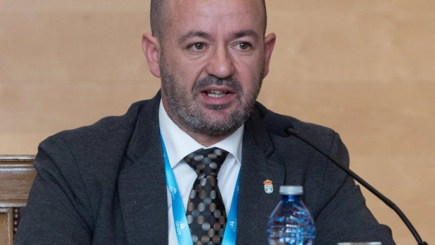 ep archivo   el patron mayor de burela basilio otero es reelegido presidente de las cofradias