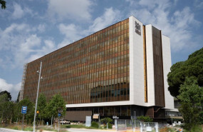 ep archivo   fachada de la sede de nestle espana en esplugues de llobregat barcelona