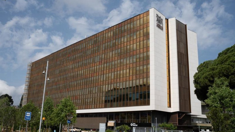ep archivo   fachada de la sede de nestle espana en esplugues de llobregat barcelona