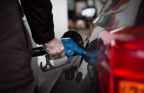 ep archivo   la crisis bancaria hace tambalear al brent que vive su mayor bajada desde inicio de la