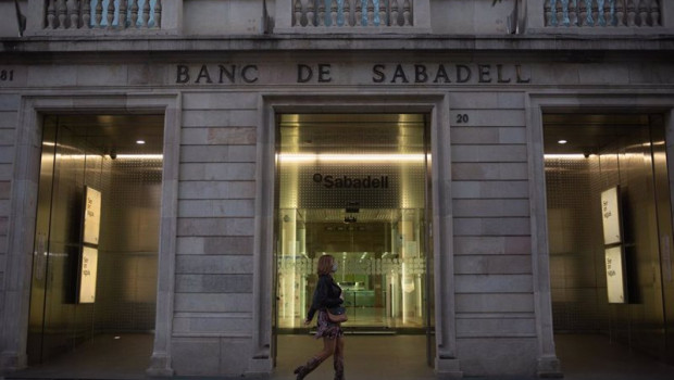 ep archivo   sede historica del banc sabadell en sabadell barcelona catalunya espana a 17 de