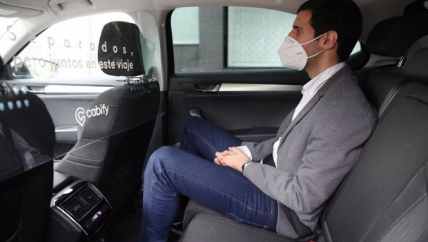 ep archivo   un cliente viaja en un vehiculo vtc