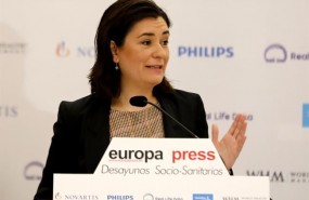 ep carmen monton participadesayuno socio-sanitarioeuropa press 20180606135402