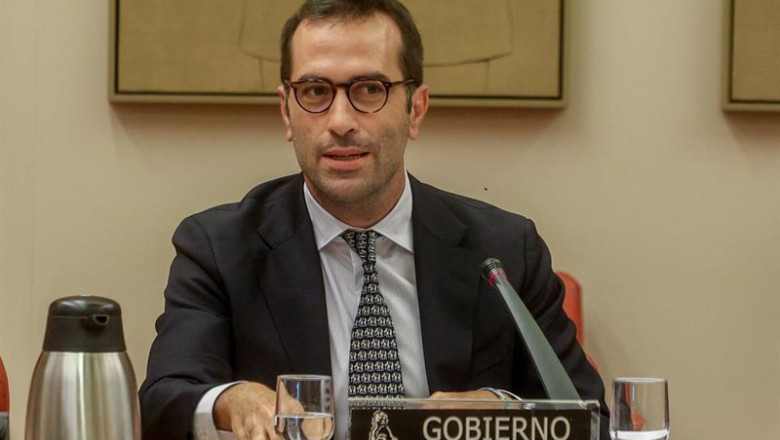 El ministro de Economía, Comercio y Empresa, Carlos Cuerpo, durante una comparecencia en la Comisión de Economía, Comercio y Transformación Digital, en el Congreso de los Diputados, a 4 de septiembre de 2024, en Madrid (España). Durante su comparecencia, | Ricardo Rubio - Europa Press ep el ministro de economia comercio y empresa carlos cuerpo durante una comparecencia en la comision
