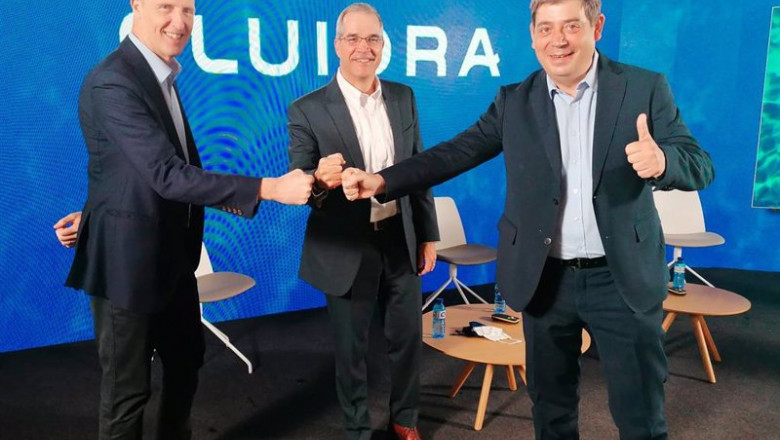 El presidente ejecutivo, Bruce Brooks, el ceo, Eloi Planes, y el director financiero, Xavier Tintoré. | FLUIDRA ep el presidente ejecutivo bruce brooks el ceo eloi planes y el director financiero xavier tintore