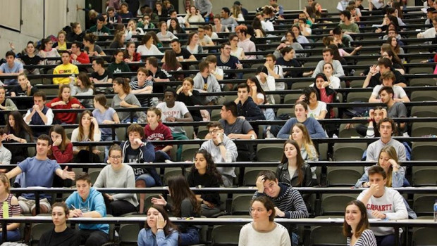 ep estudiantes en la selectividad del ano pasado en la universidad publica de navarra