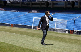 ep iker casillas lanzando beso a la aficion