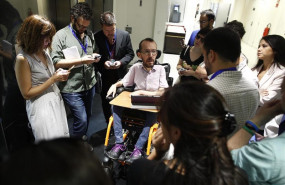 ep jefe negociadorsecretarioaccionpodemos pablo echenique enpasilloscongresolos diputados