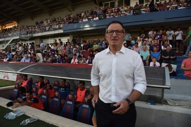 Juan Antonio Anquela, entrenador del Huesca | SD HUESCA ep juan antonio anquela entrenadorhuesca 20170620145802