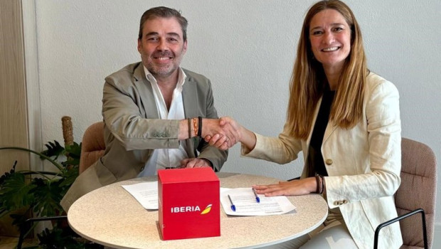 ep la asociacion espanola de ejecutivas del sector turistico incorpora a iberia como nuevo partner