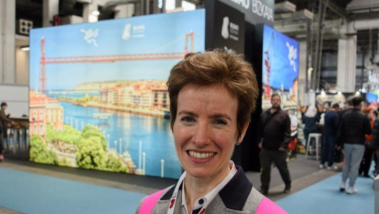 ep la diputada de transportes movilidad y turismo de bizkaia sonia perez ante el stand de bizkaia en ep la diputada de transportes movilidad y turismo de bizkaia sonia perez ante el stand de bizkaia en