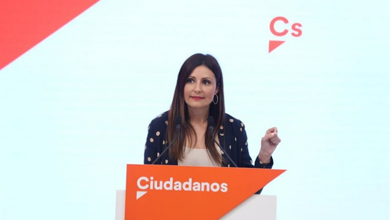 La portavoz de la Ejecutiva de Ciudadanos, Lorena Roldán, ofrece una rueda de prensa en la sede del partido. | Marta Fernández - Europa Press ep la portavoz de la ejecutiva de ciudadanos lorena roldan ofrece una rueda de prensa en la sede del
