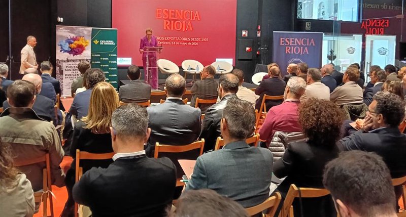ep la presidenta de la doca rioja raquel perez cuevvas interviene en la asamblea de socios de grupo