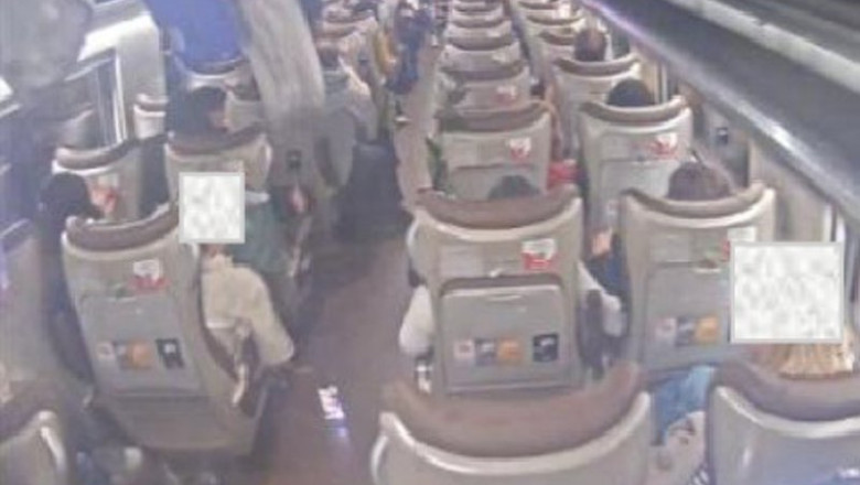 ep momento en el que se produce el descarrilamiento del coche 6 del tren iryo captado por la camara ep momento en el que se produce el descarrilamiento del coche 6 del tren iryo captado por la camara