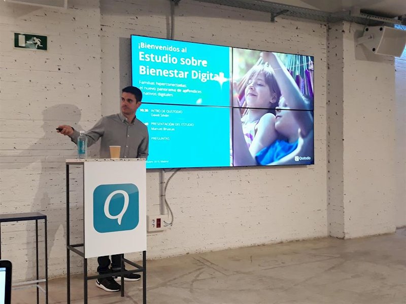 ep presentacion del estudio de qustodio sobre familias conectadas y bienestar digital