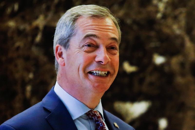 Farage hará una fiesta ante el Parlamento británico el día 31 para celebrar el Brexit